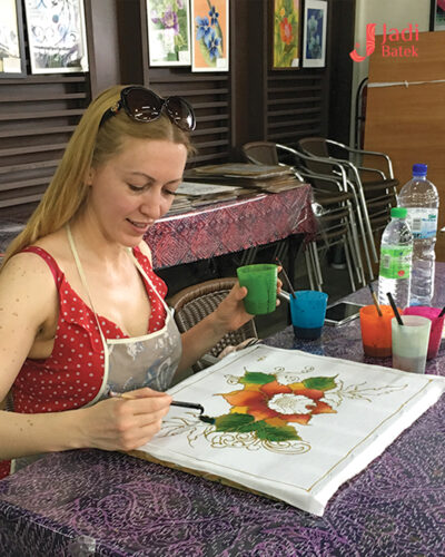 (Gift Voucher) Standard Batik Drawing Class at Jadi Batek